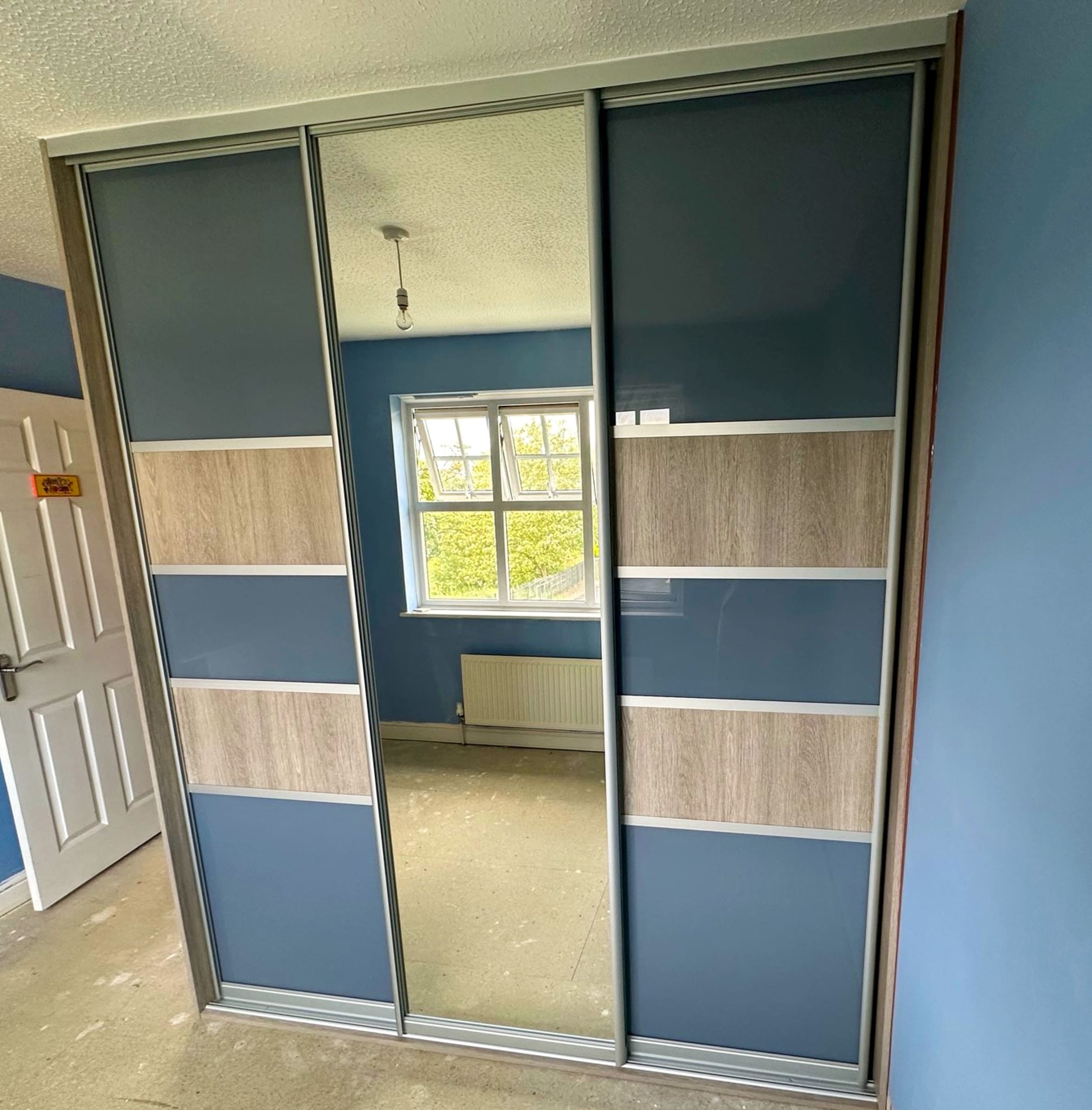 Silver Frame Sliding Wardrobe