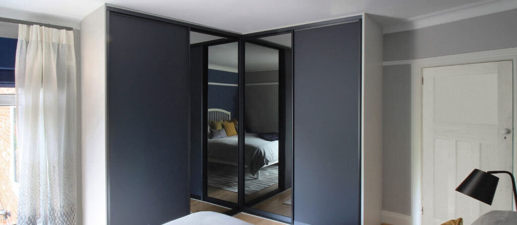 corner sliding wardrobe
