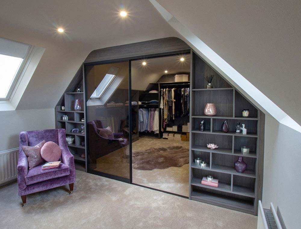 alternative angle of walk in wardrobe